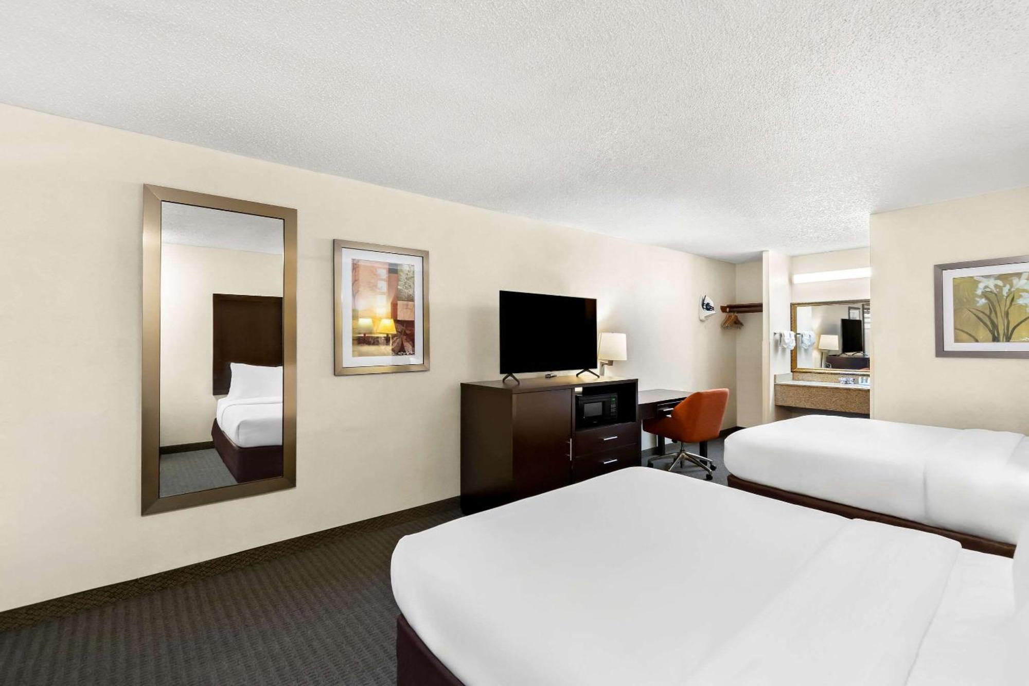 Quality Inn Mount Vernon Exterior photo