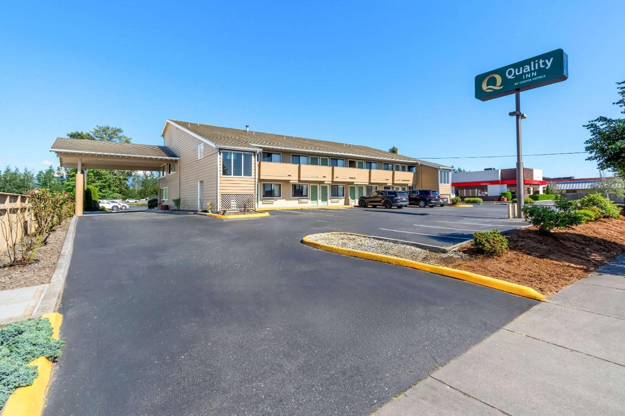 Quality Inn Mount Vernon Exterior photo