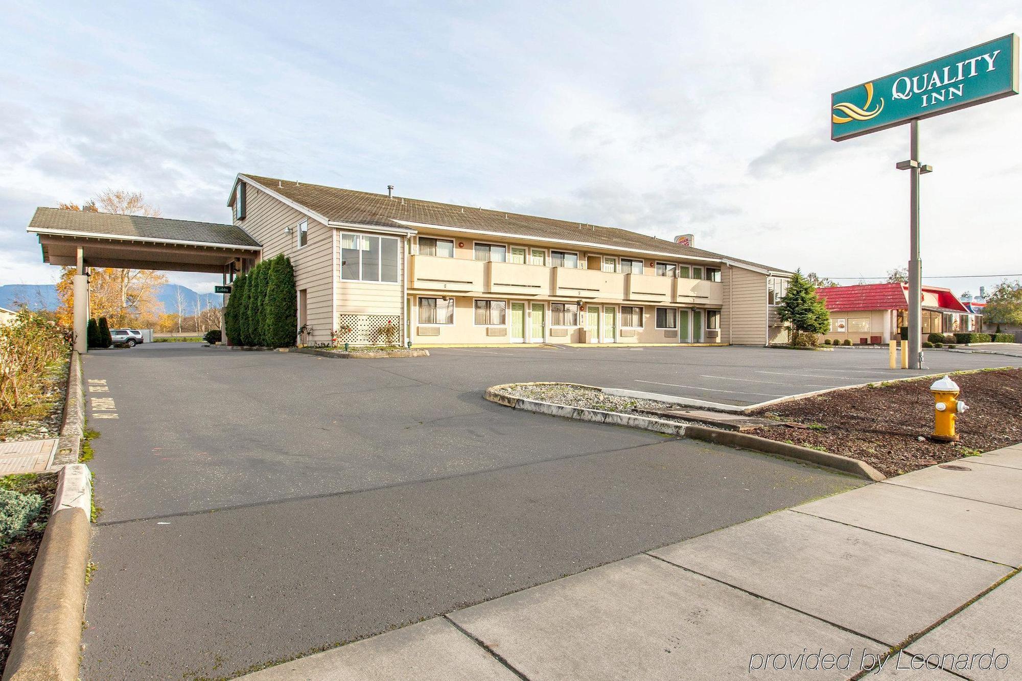 Quality Inn Mount Vernon Exterior photo