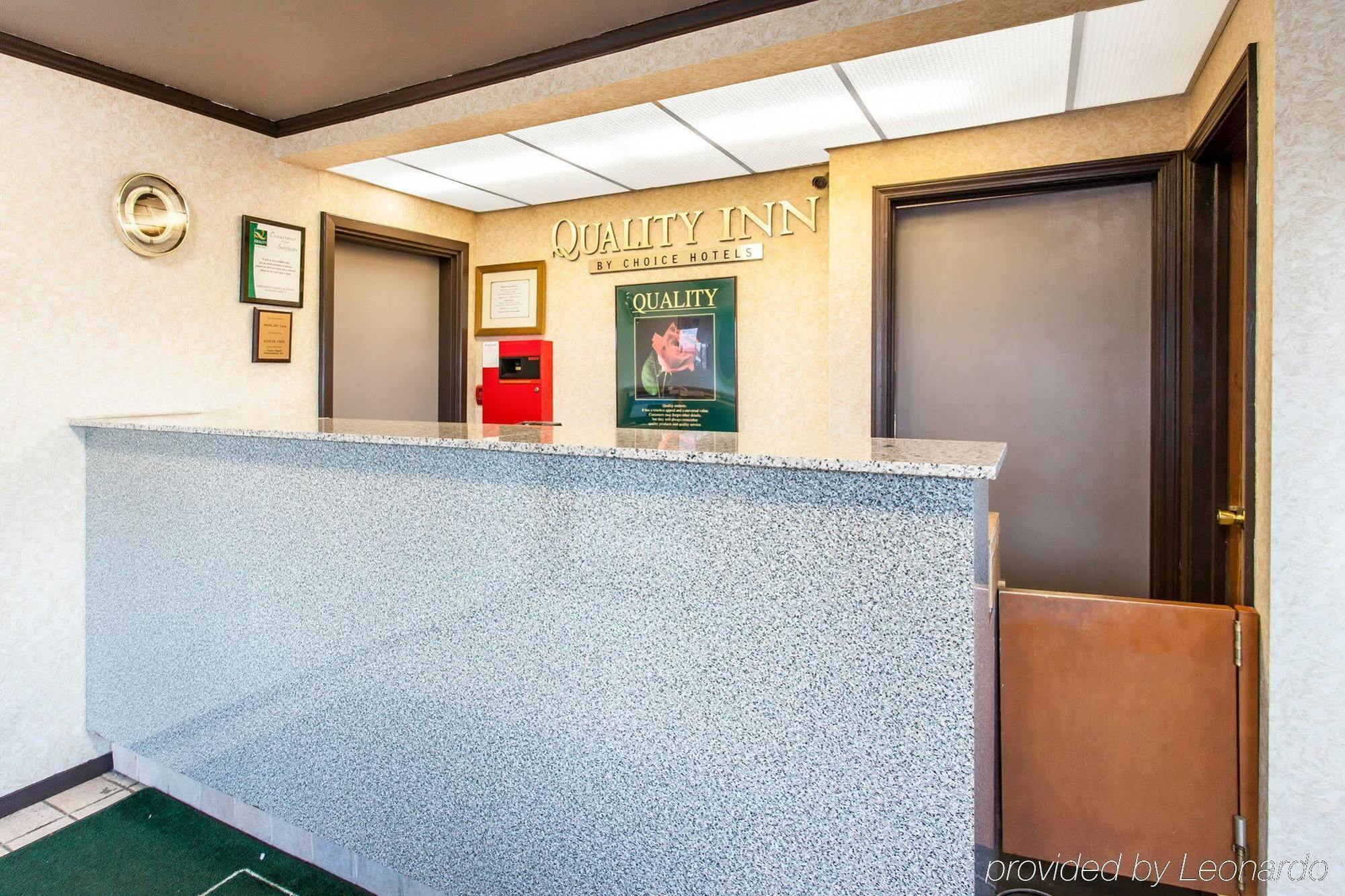Quality Inn Mount Vernon Exterior photo